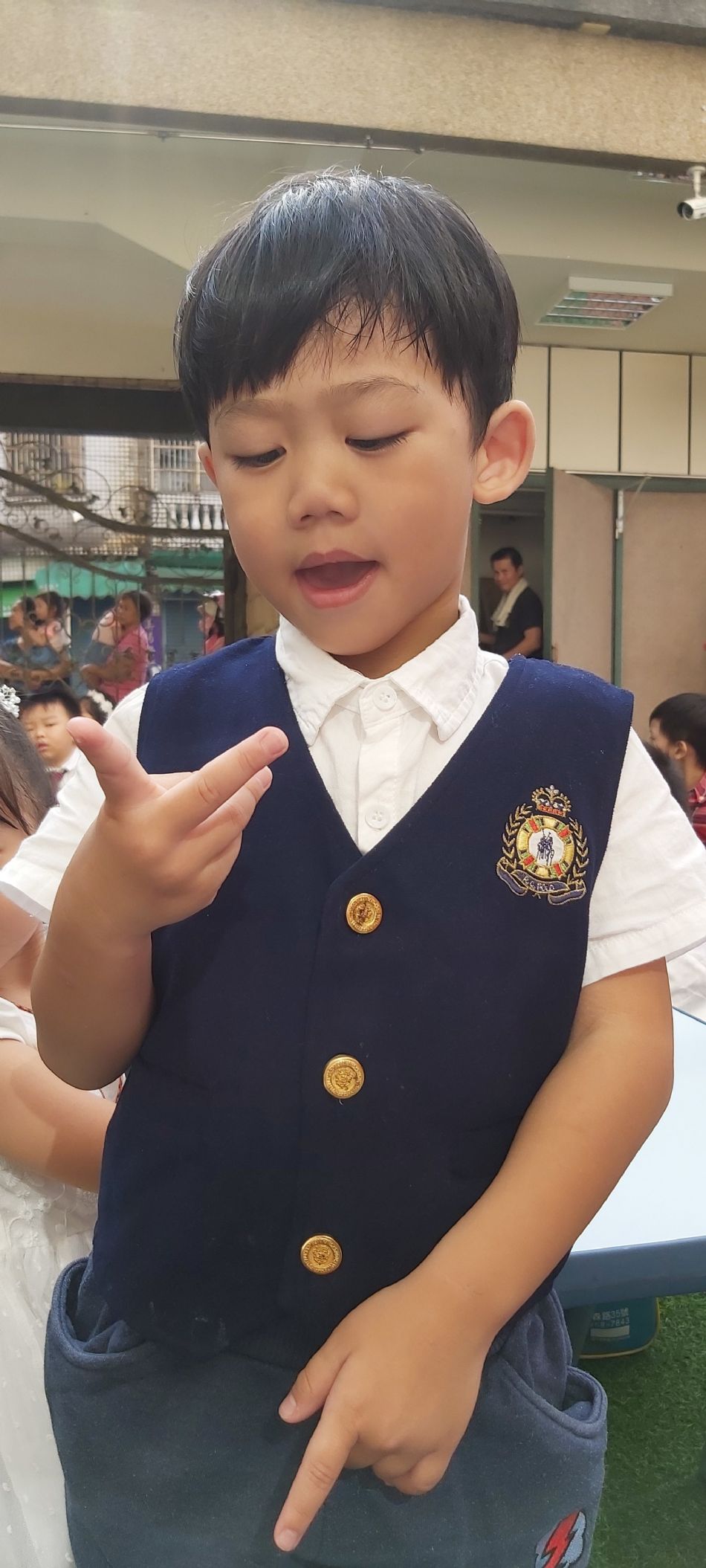 文件 : <FONT COLOR='red'>(108.09.27)綜合活動【參加婚禮】-5.JPG</FONT> <BR> 尺寸 : <FONT COLOR='blue'>950 × 2109</FONT> 圖元 <BR> 格式 : <FONT COLOR='green'>jpg</FONT> <BR> 大小 : <FONT COLOR='green'> -- </FONT> KB