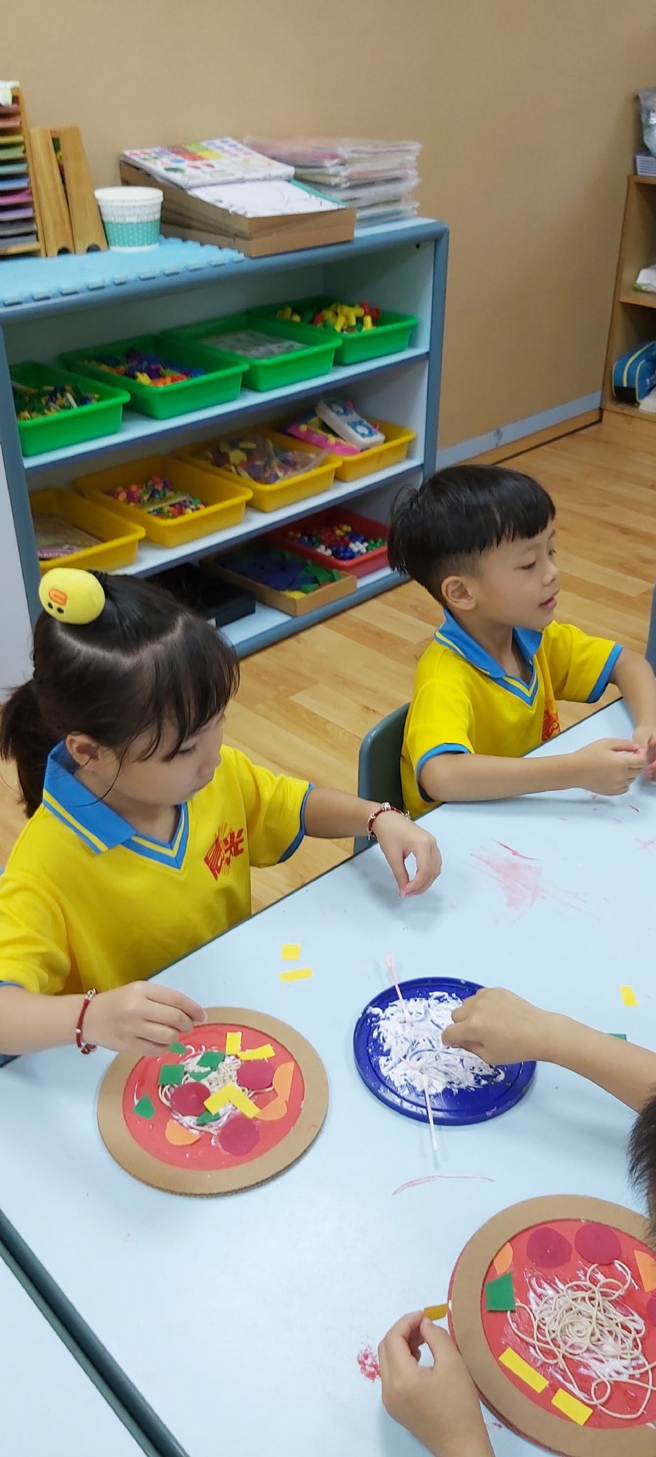 文件 : <FONT COLOR='red'>(108.09.04)美感課【義大利麵】-3.JPG</FONT> <BR> 尺寸 : <FONT COLOR='blue'>950 × 2109</FONT> 圖元 <BR> 格式 : <FONT COLOR='green'>jpg</FONT> <BR> 大小 : <FONT COLOR='green'> -- </FONT> KB