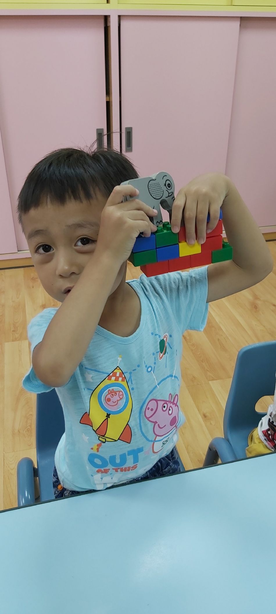 文件 : <FONT COLOR='red'>(108.08.12)堆積木.JPG</FONT> <BR> 尺寸 : <FONT COLOR='blue'>950 × 2109</FONT> 圖元 <BR> 格式 : <FONT COLOR='green'>jpg</FONT> <BR> 大小 : <FONT COLOR='green'> -- </FONT> KB