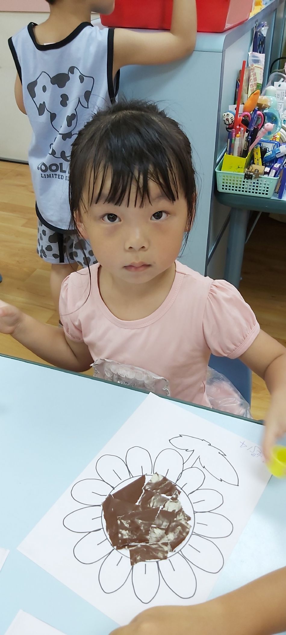 文件 : <FONT COLOR='red'>(108.08.15)撕貼畫【向日葵花】.JPG</FONT> <BR> 尺寸 : <FONT COLOR='blue'>950 × 2109</FONT> 圖元 <BR> 格式 : <FONT COLOR='green'>jpg</FONT> <BR> 大小 : <FONT COLOR='green'> -- </FONT> KB