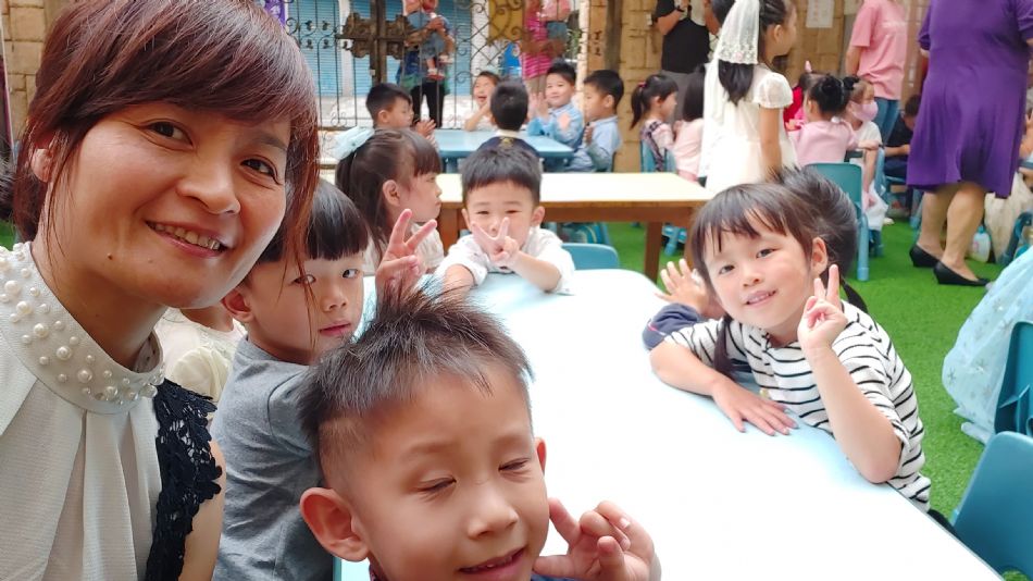 文件 : <FONT COLOR='red'>(108.09.27)綜合活動【參加婚禮】-1.JPG</FONT> <BR> 尺寸 : <FONT COLOR='blue'>950 × 534</FONT> 圖元 <BR> 格式 : <FONT COLOR='green'>jpg</FONT> <BR> 大小 : <FONT COLOR='green'> -- </FONT> KB