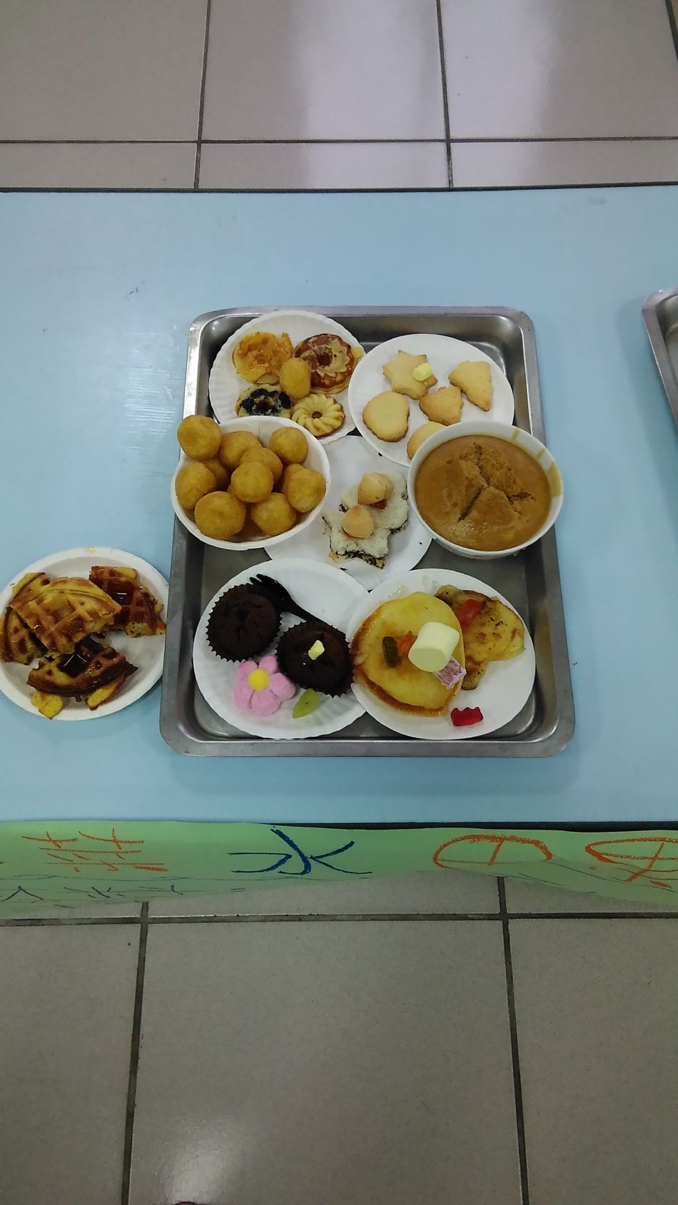 文件 : <FONT COLOR='red'>(108.12.06)主題課程【甜點大賽】-2.JPG</FONT> <BR> 尺寸 : <FONT COLOR='blue'>950 × 1689</FONT> 圖元 <BR> 格式 : <FONT COLOR='green'>jpg</FONT> <BR> 大小 : <FONT COLOR='green'> -- </FONT> KB