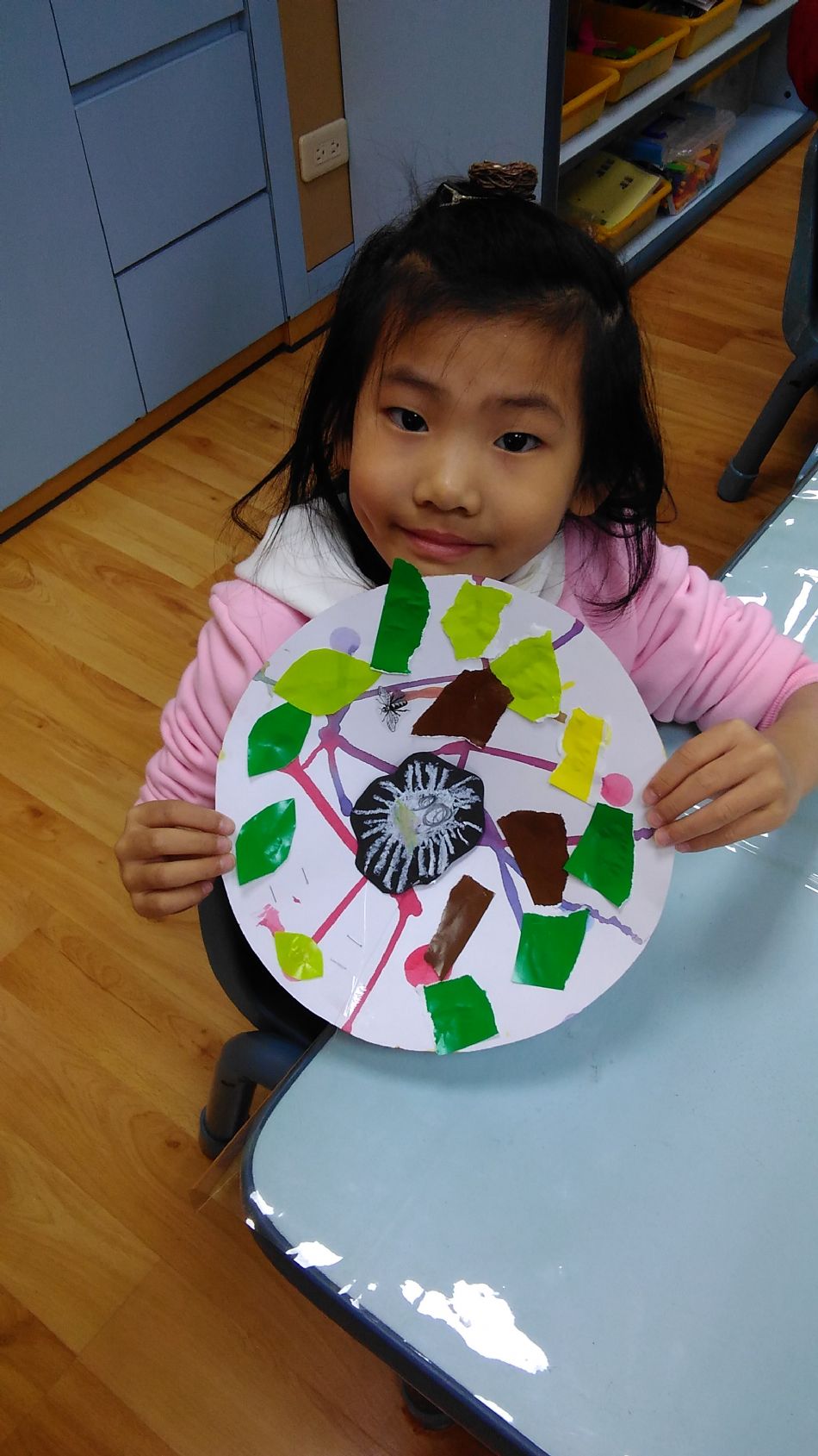 文件 : <FONT COLOR='red'>(108.11.28)美感創作【跟著線條走】.JPG</FONT> <BR> 尺寸 : <FONT COLOR='blue'>950 × 1689</FONT> 圖元 <BR> 格式 : <FONT COLOR='green'>jpg</FONT> <BR> 大小 : <FONT COLOR='green'> -- </FONT> KB