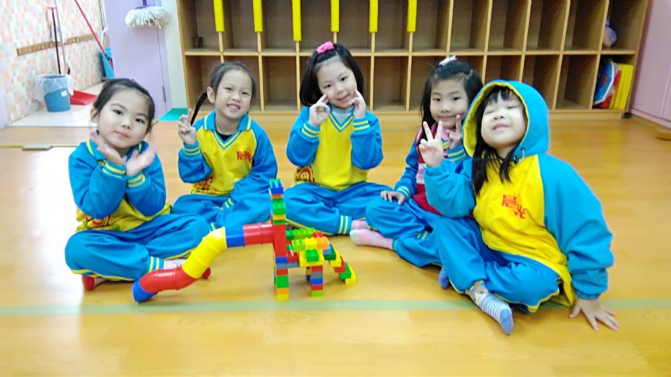 文件 : <FONT COLOR='red'>(108.12.04)樂高創作【極速冒險】-1.JPG</FONT> <BR> 尺寸 : <FONT COLOR='blue'>950 × 534</FONT> 圖元 <BR> 格式 : <FONT COLOR='green'>jpg</FONT> <BR> 大小 : <FONT COLOR='green'> -- </FONT> KB