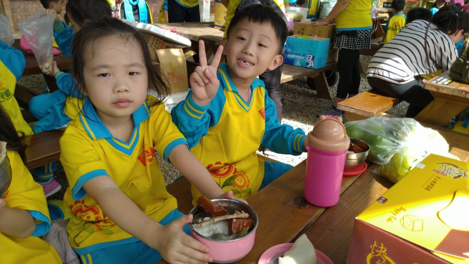 文件 : <FONT COLOR='red'>(108.11.01)綠世界-27.JPG</FONT> <BR> 尺寸 : <FONT COLOR='blue'>950 × 534</FONT> 圖元 <BR> 格式 : <FONT COLOR='green'>jpg</FONT> <BR> 大小 : <FONT COLOR='green'> -- </FONT> KB