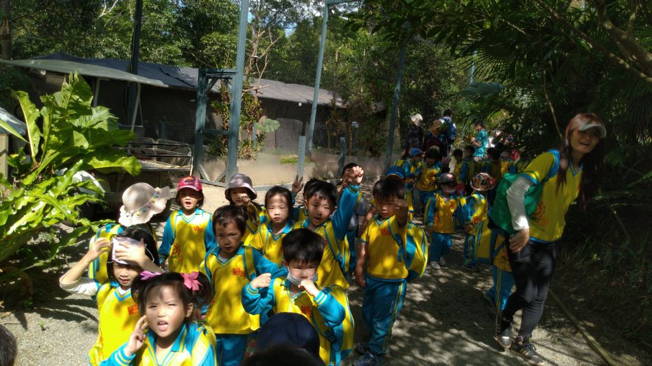 文件 : <FONT COLOR='red'>(108.11.01)綠世界-4.JPG</FONT> <BR> 尺寸 : <FONT COLOR='blue'>950 × 534</FONT> 圖元 <BR> 格式 : <FONT COLOR='green'>jpg</FONT> <BR> 大小 : <FONT COLOR='green'> -- </FONT> KB