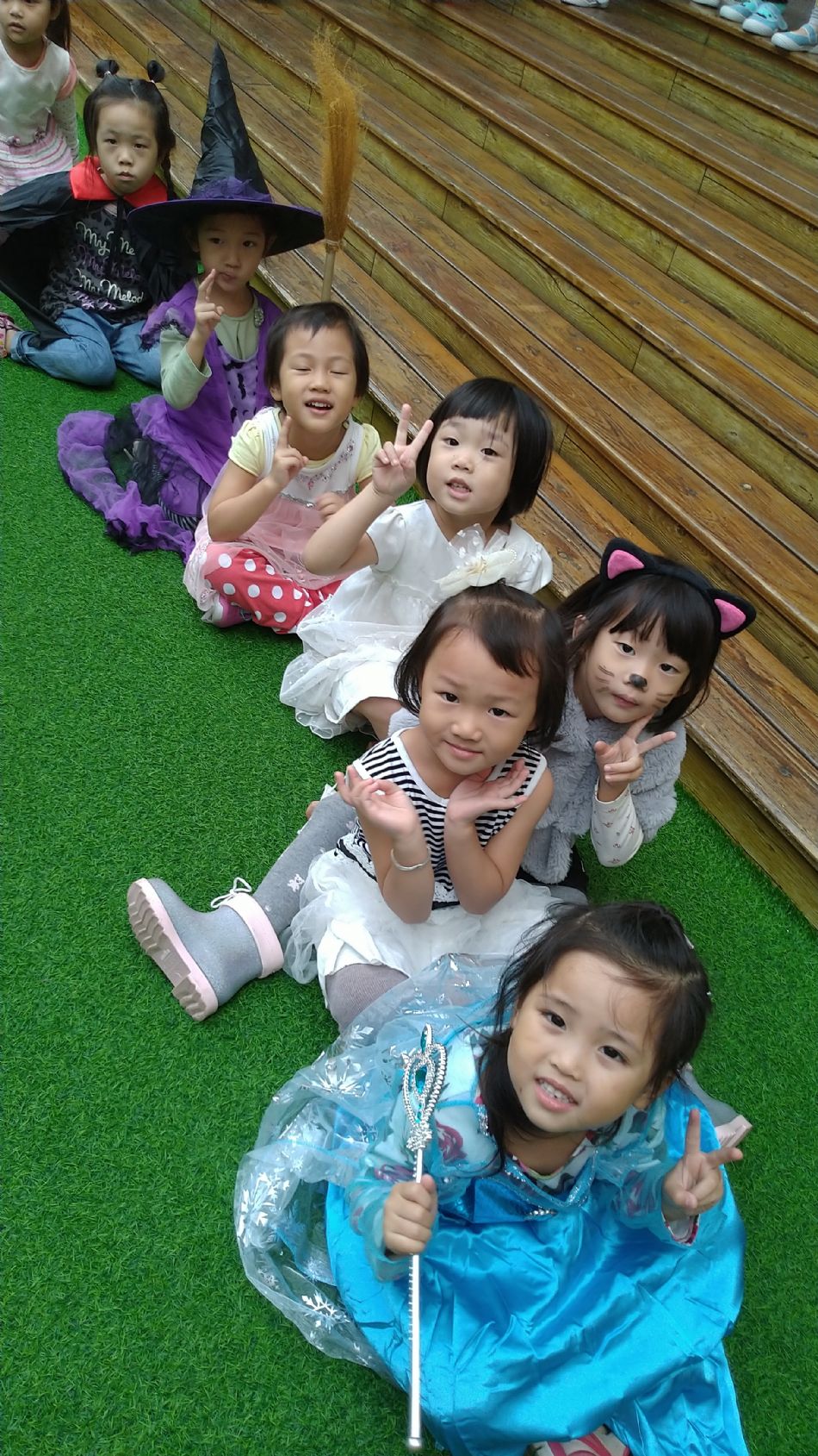 文件 : <FONT COLOR='red'>(108.10.30)萬聖節-3.JPG</FONT> <BR> 尺寸 : <FONT COLOR='blue'>950 × 1689</FONT> 圖元 <BR> 格式 : <FONT COLOR='green'>jpg</FONT> <BR> 大小 : <FONT COLOR='green'> -- </FONT> KB