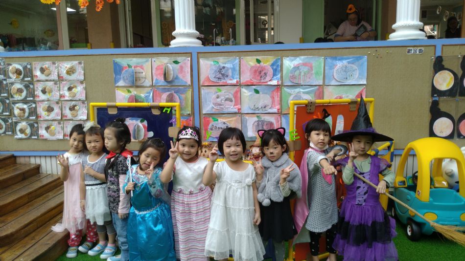 文件 : <FONT COLOR='red'>(108.10.30)萬聖節-8.JPG</FONT> <BR> 尺寸 : <FONT COLOR='blue'>950 × 534</FONT> 圖元 <BR> 格式 : <FONT COLOR='green'>jpg</FONT> <BR> 大小 : <FONT COLOR='green'> -- </FONT> KB