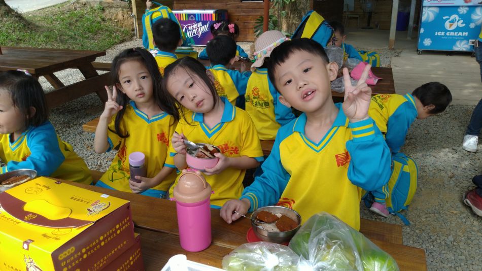 文件 : <FONT COLOR='red'>(108.11.01)綠世界-25.JPG</FONT> <BR> 尺寸 : <FONT COLOR='blue'>950 × 534</FONT> 圖元 <BR> 格式 : <FONT COLOR='green'>jpg</FONT> <BR> 大小 : <FONT COLOR='green'> -- </FONT> KB