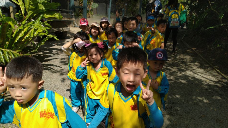 文件 : <FONT COLOR='red'>(108.11.01)綠世界-26.JPG</FONT> <BR> 尺寸 : <FONT COLOR='blue'>950 × 534</FONT> 圖元 <BR> 格式 : <FONT COLOR='green'>jpg</FONT> <BR> 大小 : <FONT COLOR='green'> -- </FONT> KB