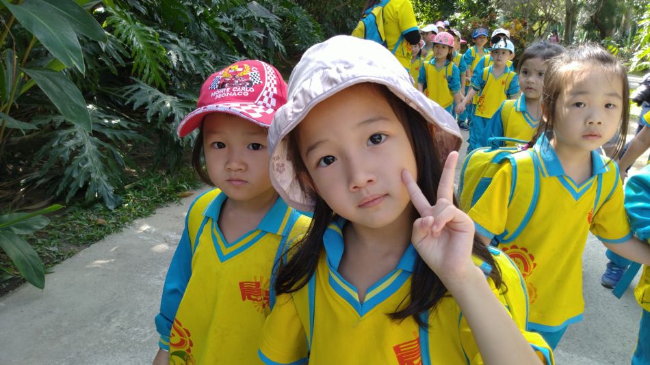 文件 : <FONT COLOR='red'>(108.11.01)綠世界-28.JPG</FONT> <BR> 尺寸 : <FONT COLOR='blue'>950 × 534</FONT> 圖元 <BR> 格式 : <FONT COLOR='green'>jpg</FONT> <BR> 大小 : <FONT COLOR='green'> -- </FONT> KB