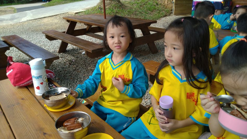 文件 : <FONT COLOR='red'>(108.11.01)綠世界-36.JPG</FONT> <BR> 尺寸 : <FONT COLOR='blue'>950 × 534</FONT> 圖元 <BR> 格式 : <FONT COLOR='green'>jpg</FONT> <BR> 大小 : <FONT COLOR='green'> -- </FONT> KB