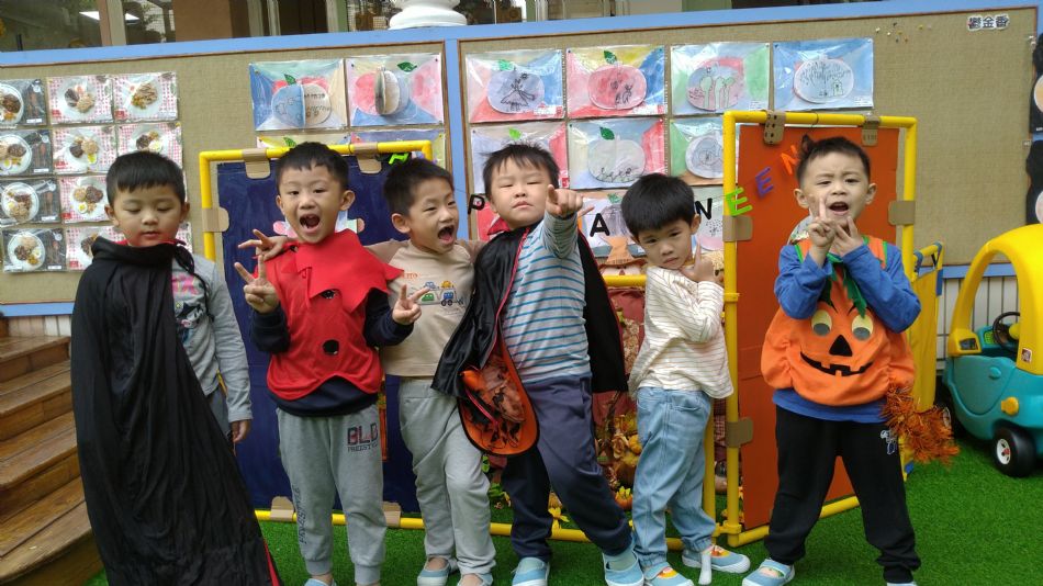 文件 : <FONT COLOR='red'>(108.10.30)萬聖節-3.JPG</FONT> <BR> 尺寸 : <FONT COLOR='blue'>950 × 534</FONT> 圖元 <BR> 格式 : <FONT COLOR='green'>jpg</FONT> <BR> 大小 : <FONT COLOR='green'> -- </FONT> KB