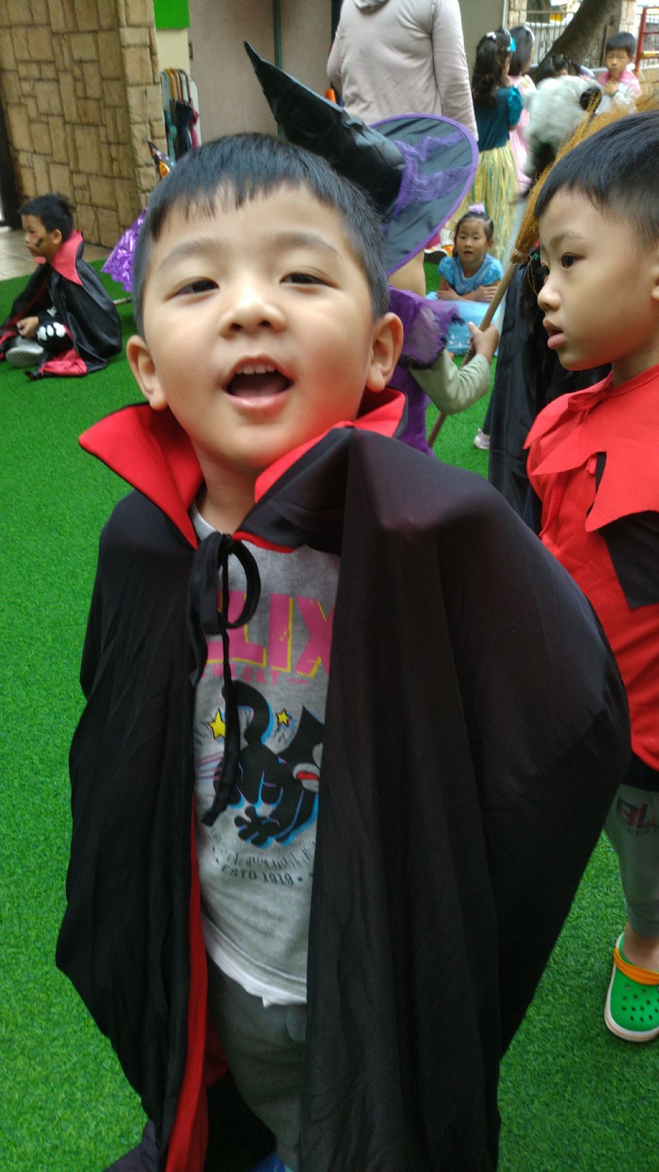 文件 : <FONT COLOR='red'>(108.10.30)萬聖節-9.JPG</FONT> <BR> 尺寸 : <FONT COLOR='blue'>950 × 1689</FONT> 圖元 <BR> 格式 : <FONT COLOR='green'>jpg</FONT> <BR> 大小 : <FONT COLOR='green'> -- </FONT> KB