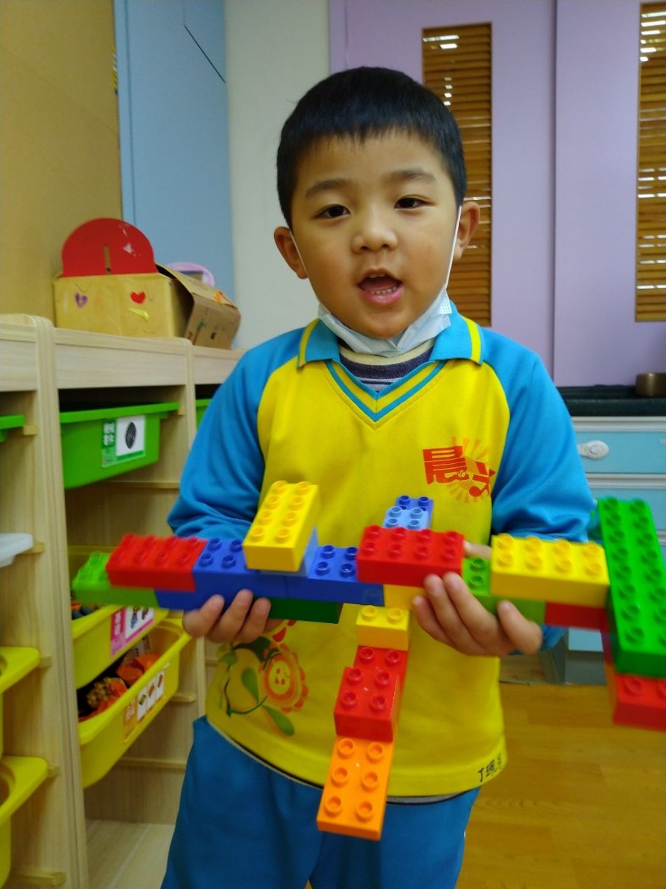 文件 : <FONT COLOR='red'>(109.02.12)樂高積木-1.JPG</FONT> <BR> 尺寸 : <FONT COLOR='blue'>950 × 1267</FONT> 圖元 <BR> 格式 : <FONT COLOR='green'>jpg</FONT> <BR> 大小 : <FONT COLOR='green'> -- </FONT> KB