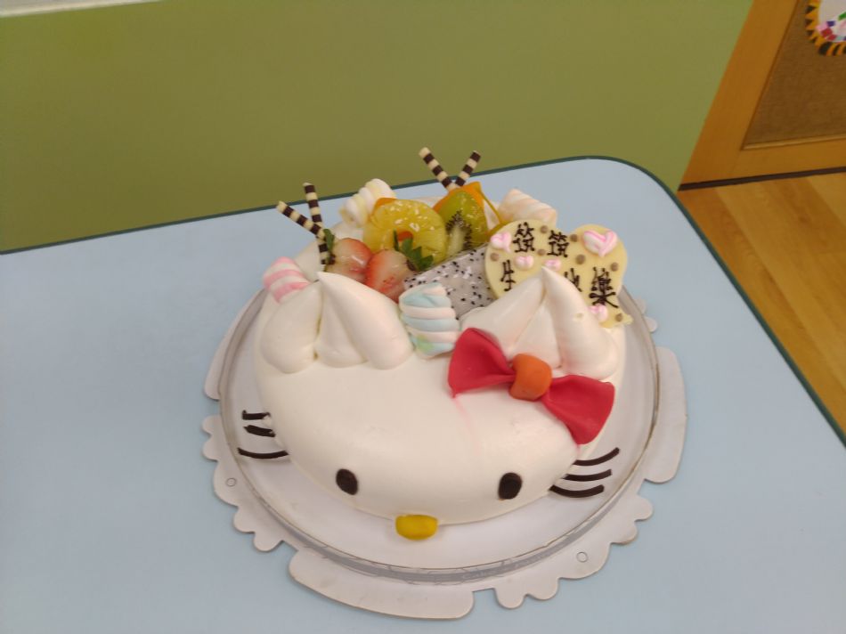 文件 : <FONT COLOR='red'>(108.09.03)筑筑生日-12.JPG</FONT> <BR> 尺寸 : <FONT COLOR='blue'>950 × 712</FONT> 圖元 <BR> 格式 : <FONT COLOR='green'>jpg</FONT> <BR> 大小 : <FONT COLOR='green'> -- </FONT> KB