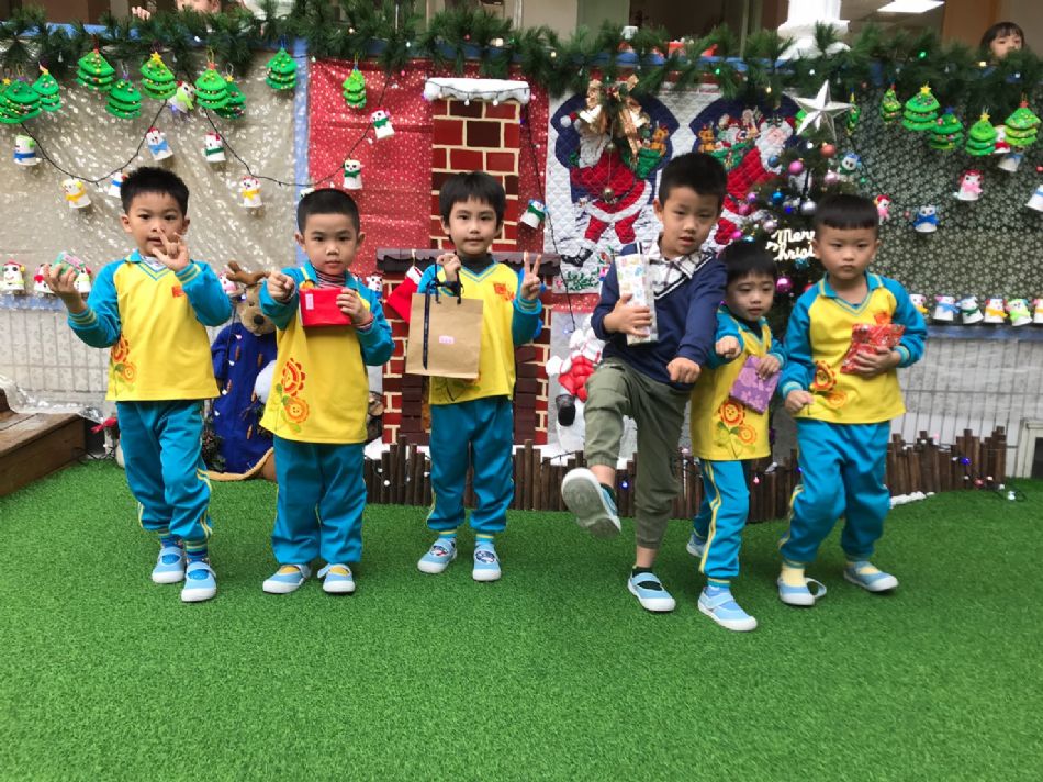 文件 : <FONT COLOR='red'>(108.12.25)聖誕快樂-8.JPG</FONT> <BR> 尺寸 : <FONT COLOR='blue'>950 × 712</FONT> 圖元 <BR> 格式 : <FONT COLOR='green'>jpg</FONT> <BR> 大小 : <FONT COLOR='green'> -- </FONT> KB