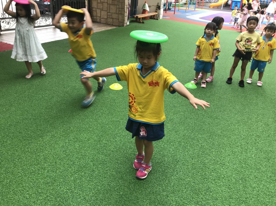 文件 : <FONT COLOR='red'>(108.08.21)體能-1.JPG</FONT> <BR> 尺寸 : <FONT COLOR='blue'>950 × 712</FONT> 圖元 <BR> 格式 : <FONT COLOR='green'>jpg</FONT> <BR> 大小 : <FONT COLOR='green'> -- </FONT> KB