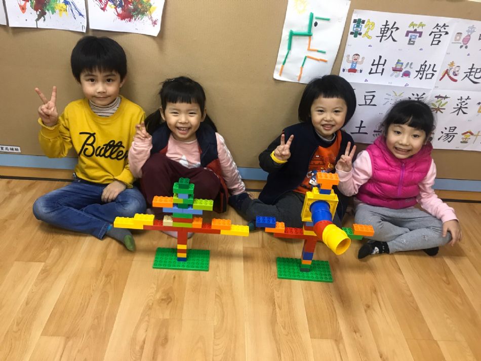 文件 : <FONT COLOR='red'>(109.03.12)平衡機器人.JPG</FONT> <BR> 尺寸 : <FONT COLOR='blue'>950 × 712</FONT> 圖元 <BR> 格式 : <FONT COLOR='green'>jpg</FONT> <BR> 大小 : <FONT COLOR='green'> -- </FONT> KB