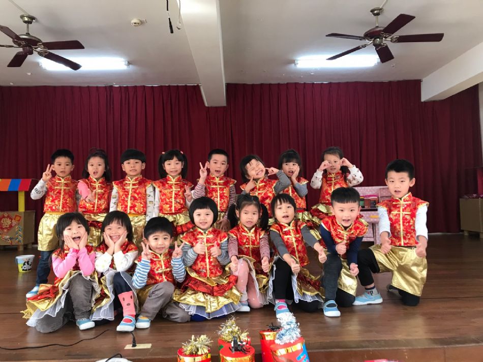 文件 : <FONT COLOR='red'>(109.01.04)期末成果展-3.JPG</FONT> <BR> 尺寸 : <FONT COLOR='blue'>950 × 712</FONT> 圖元 <BR> 格式 : <FONT COLOR='green'>jpg</FONT> <BR> 大小 : <FONT COLOR='green'> -- </FONT> KB