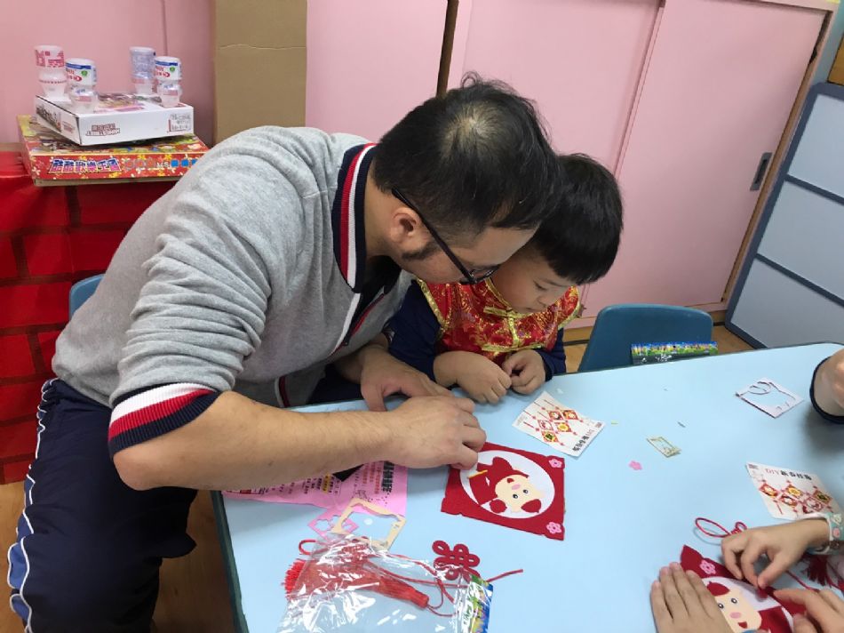 文件 : <FONT COLOR='red'>(109.01.04)期末成果展-4.JPG</FONT> <BR> 尺寸 : <FONT COLOR='blue'>950 × 712</FONT> 圖元 <BR> 格式 : <FONT COLOR='green'>jpg</FONT> <BR> 大小 : <FONT COLOR='green'> -- </FONT> KB