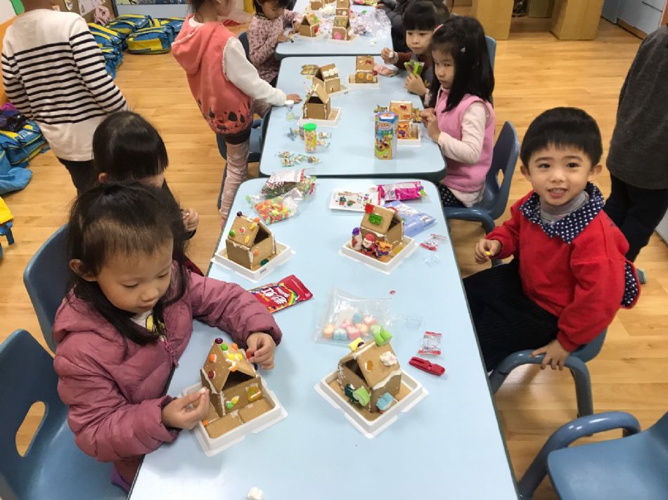 文件 : <FONT COLOR='red'>(108.12.24)餅乾屋diy.JPG</FONT> <BR> 尺寸 : <FONT COLOR='blue'>950 × 712</FONT> 圖元 <BR> 格式 : <FONT COLOR='green'>jpg</FONT> <BR> 大小 : <FONT COLOR='green'> -- </FONT> KB