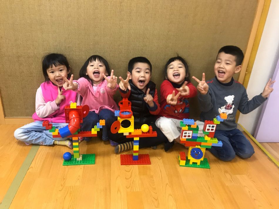 文件 : <FONT COLOR='red'>(109.03.12)平衡機器人.JPG</FONT> <BR> 尺寸 : <FONT COLOR='blue'>950 × 712</FONT> 圖元 <BR> 格式 : <FONT COLOR='green'>jpg</FONT> <BR> 大小 : <FONT COLOR='green'> -- </FONT> KB