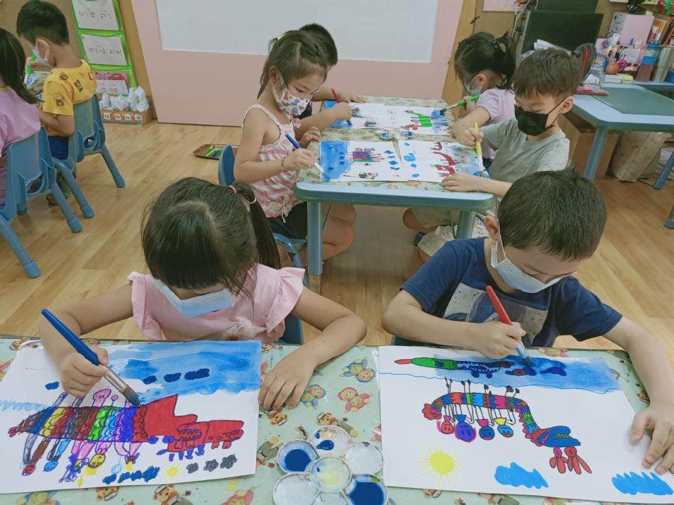 文件 : <FONT COLOR='red'>(109.06.24)端午節-1.JPG</FONT> <BR> 尺寸 : <FONT COLOR='blue'>950 × 712</FONT> 圖元 <BR> 格式 : <FONT COLOR='green'>jpg</FONT> <BR> 大小 : <FONT COLOR='green'> -- </FONT> KB