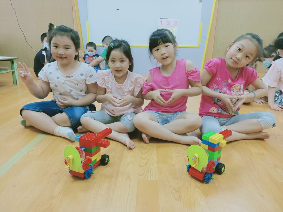 文件 : <FONT COLOR='red'>(109.06.01).JPG</FONT> <BR> 尺寸 : <FONT COLOR='blue'>950 × 712</FONT> 圖元 <BR> 格式 : <FONT COLOR='green'>jpg</FONT> <BR> 大小 : <FONT COLOR='green'> -- </FONT> KB