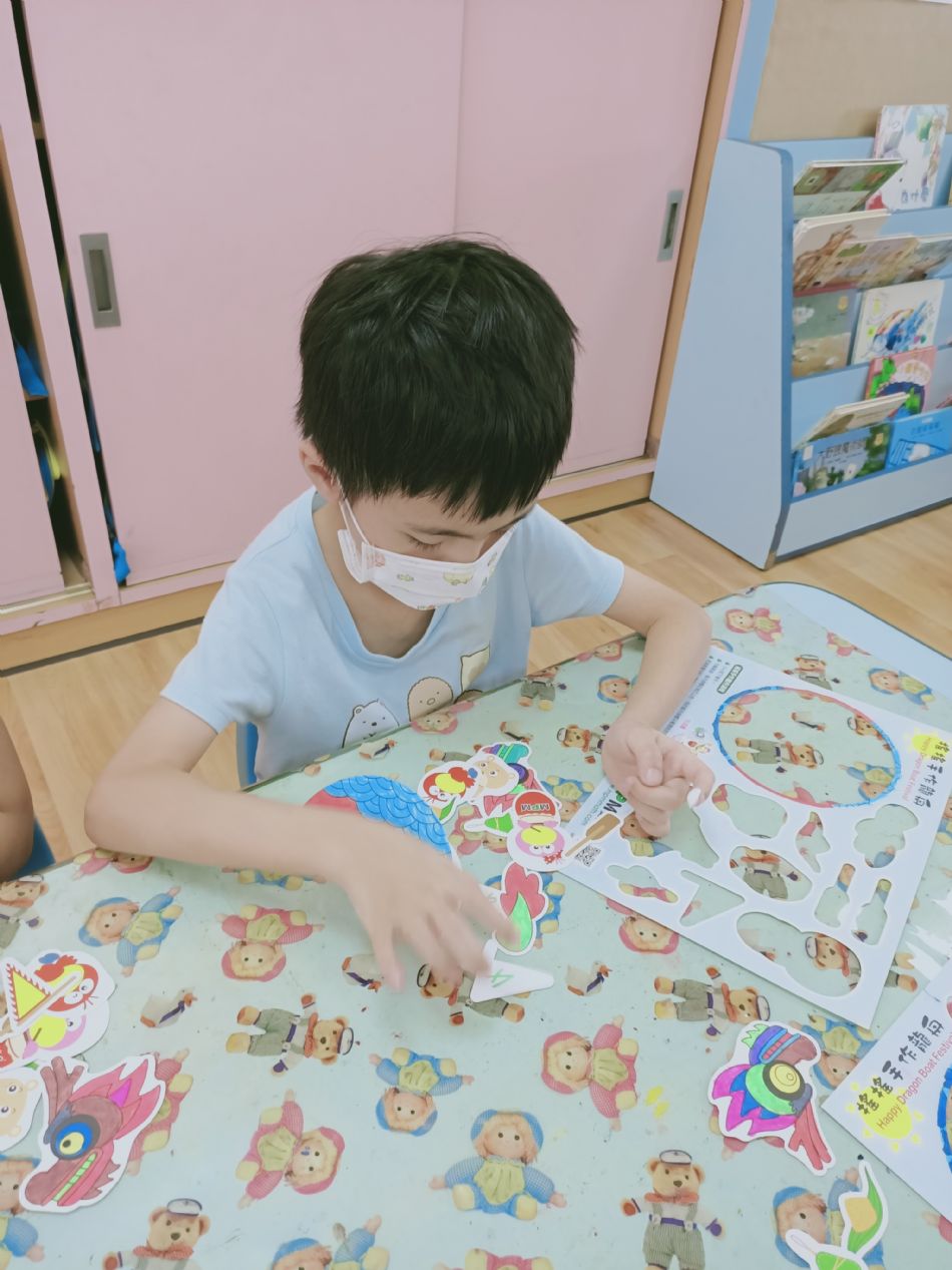 文件 : <FONT COLOR='red'>(109.06.24)端午節.JPG</FONT> <BR> 尺寸 : <FONT COLOR='blue'>950 × 1267</FONT> 圖元 <BR> 格式 : <FONT COLOR='green'>jpg</FONT> <BR> 大小 : <FONT COLOR='green'> -- </FONT> KB