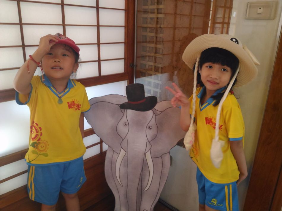 文件 : <FONT COLOR='red'>(108.08.16)戶外教學-16.JPG</FONT> <BR> 尺寸 : <FONT COLOR='blue'>950 × 712</FONT> 圖元 <BR> 格式 : <FONT COLOR='green'>jpg</FONT> <BR> 大小 : <FONT COLOR='green'> -- </FONT> KB