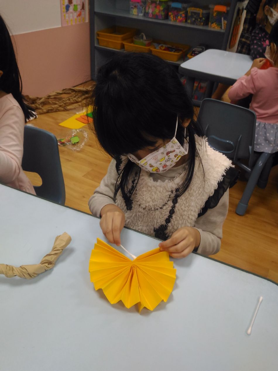 文件 : <FONT COLOR='red'>(108.10.29)美術-1.JPG</FONT> <BR> 尺寸 : <FONT COLOR='blue'>950 × 1267</FONT> 圖元 <BR> 格式 : <FONT COLOR='green'>jpg</FONT> <BR> 大小 : <FONT COLOR='green'> -- </FONT> KB