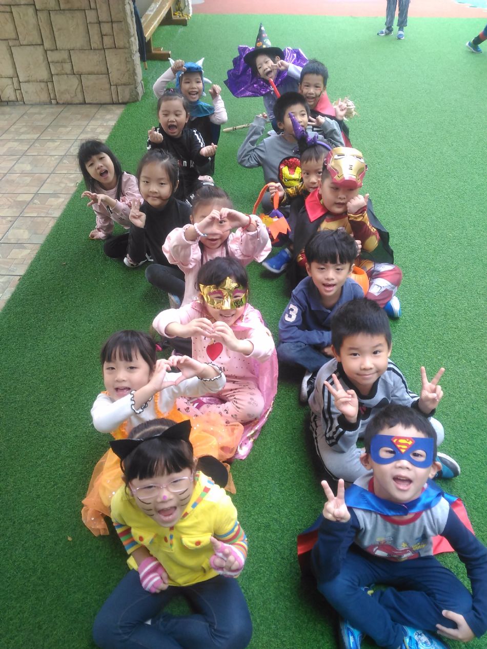 文件 : <FONT COLOR='red'>(108.10.30)萬聖節活動-12.JPG</FONT> <BR> 尺寸 : <FONT COLOR='blue'>950 × 1267</FONT> 圖元 <BR> 格式 : <FONT COLOR='green'>jpg</FONT> <BR> 大小 : <FONT COLOR='green'> -- </FONT> KB