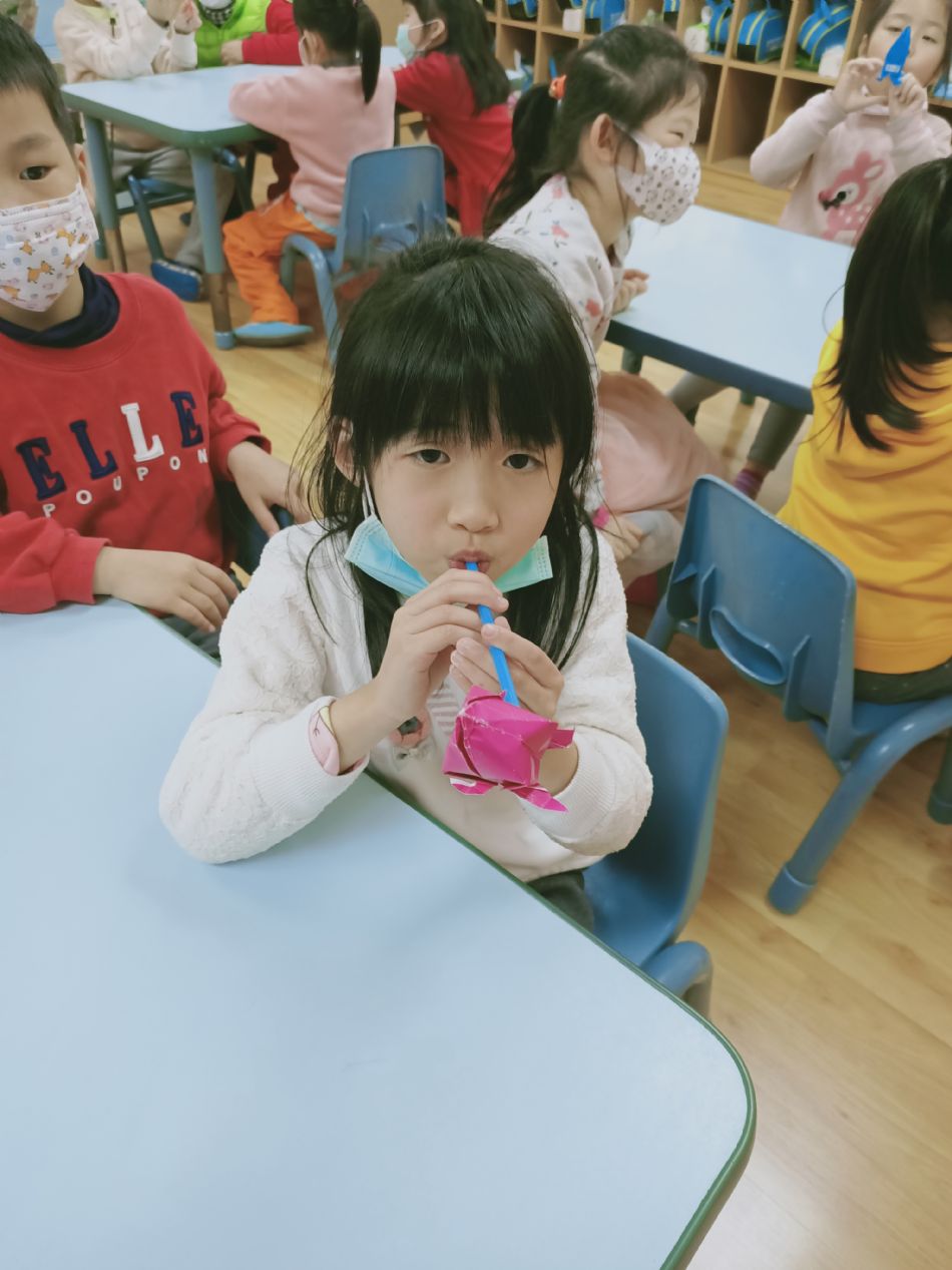 文件 : <FONT COLOR='red'>(109.03.06)火箭-1.JPG</FONT> <BR> 尺寸 : <FONT COLOR='blue'>950 × 1267</FONT> 圖元 <BR> 格式 : <FONT COLOR='green'>jpg</FONT> <BR> 大小 : <FONT COLOR='green'> -- </FONT> KB