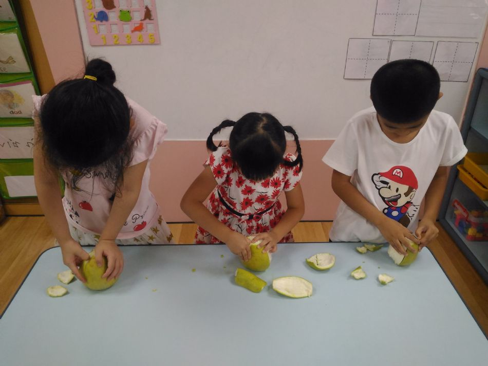 文件 : <FONT COLOR='red'>(109.09.12)中秋慶團圓-3.JPG</FONT> <BR> 尺寸 : <FONT COLOR='blue'>950 × 712</FONT> 圖元 <BR> 格式 : <FONT COLOR='green'>jpg</FONT> <BR> 大小 : <FONT COLOR='green'> -- </FONT> KB