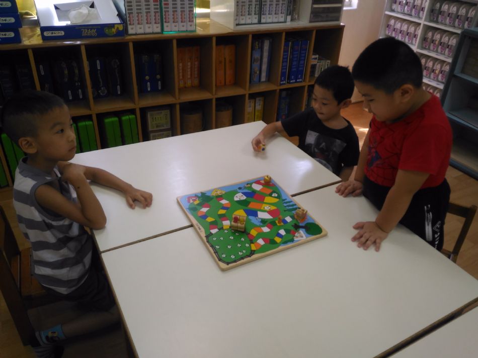 文件 : <FONT COLOR='red'>(108.08.13)桌遊-10.JPG</FONT> <BR> 尺寸 : <FONT COLOR='blue'>950 × 712</FONT> 圖元 <BR> 格式 : <FONT COLOR='green'>jpg</FONT> <BR> 大小 : <FONT COLOR='green'> -- </FONT> KB