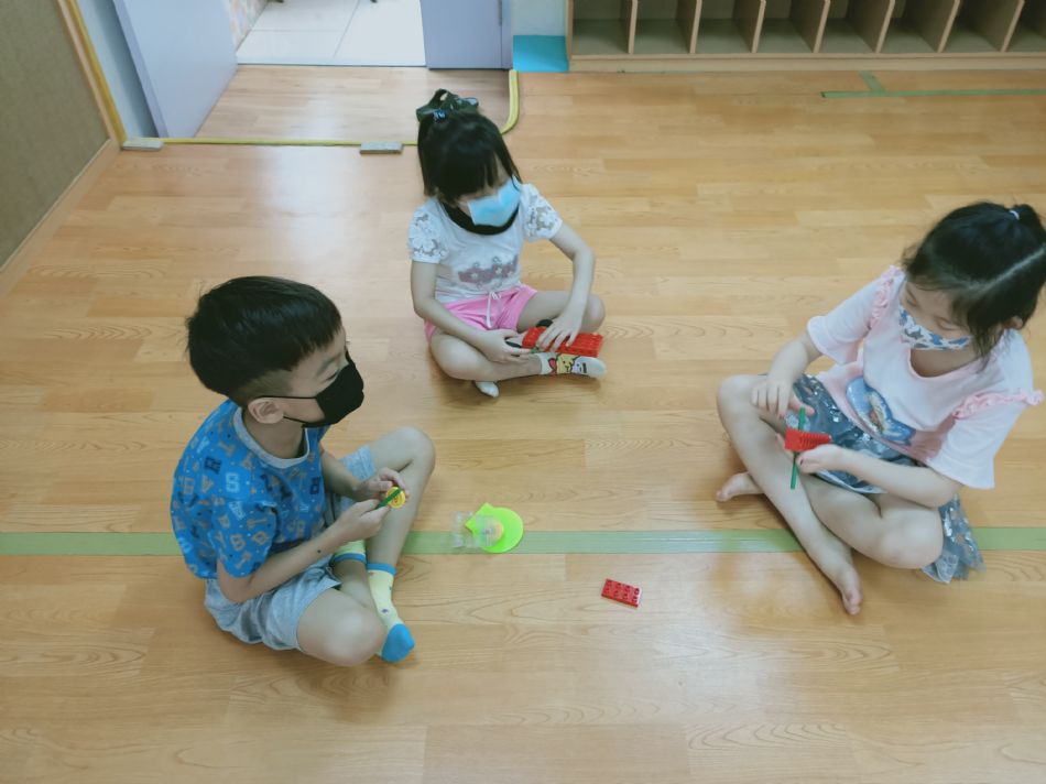 文件 : <FONT COLOR='red'>(109.06.01)-4.JPG</FONT> <BR> 尺寸 : <FONT COLOR='blue'>950 × 712</FONT> 圖元 <BR> 格式 : <FONT COLOR='green'>jpg</FONT> <BR> 大小 : <FONT COLOR='green'> -- </FONT> KB