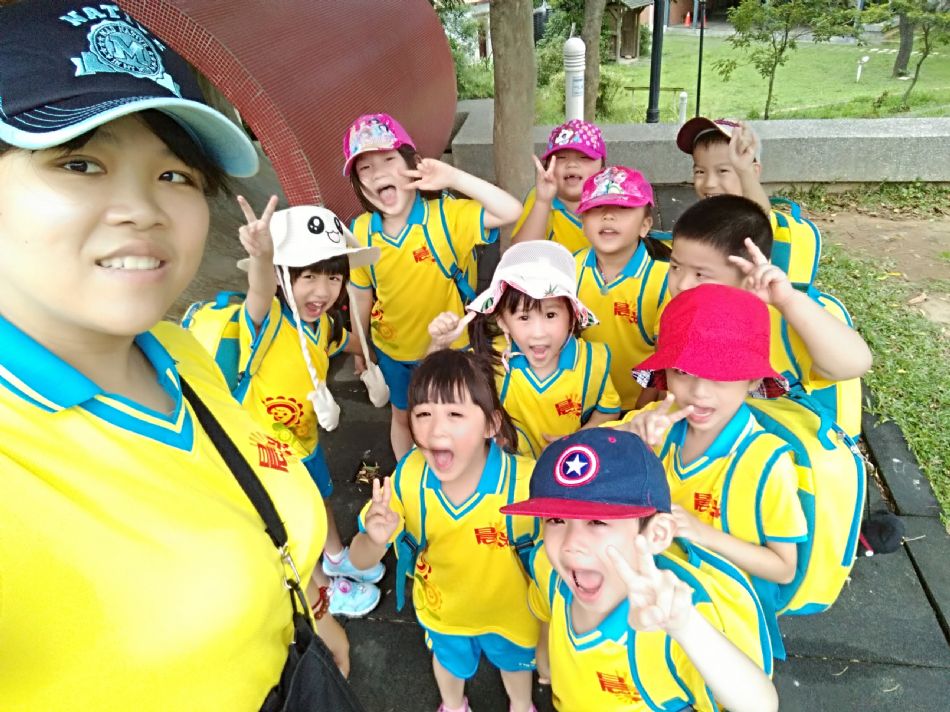 文件 : <FONT COLOR='red'>(108.08.16)戶外教學-11.JPG</FONT> <BR> 尺寸 : <FONT COLOR='blue'>950 × 712</FONT> 圖元 <BR> 格式 : <FONT COLOR='green'>jpg</FONT> <BR> 大小 : <FONT COLOR='green'> -- </FONT> KB