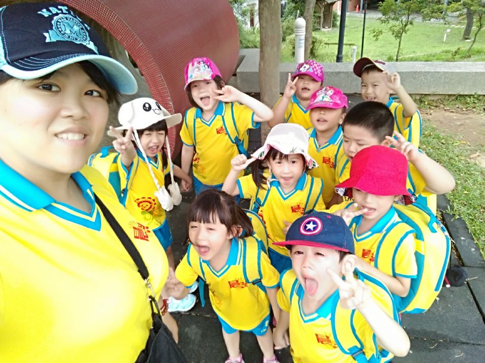 文件 : <FONT COLOR='red'>(108.08.16)戶外教學-13.JPG</FONT> <BR> 尺寸 : <FONT COLOR='blue'>950 × 712</FONT> 圖元 <BR> 格式 : <FONT COLOR='green'>jpg</FONT> <BR> 大小 : <FONT COLOR='green'> -- </FONT> KB