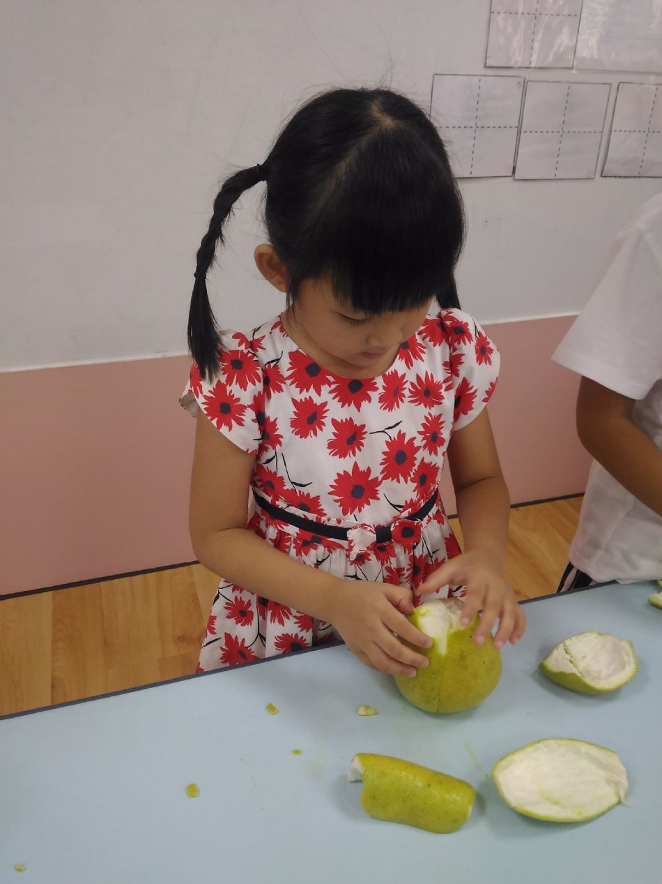 文件 : <FONT COLOR='red'>(109.09.12)中秋慶團圓-2.JPG</FONT> <BR> 尺寸 : <FONT COLOR='blue'>950 × 1267</FONT> 圖元 <BR> 格式 : <FONT COLOR='green'>jpg</FONT> <BR> 大小 : <FONT COLOR='green'> -- </FONT> KB