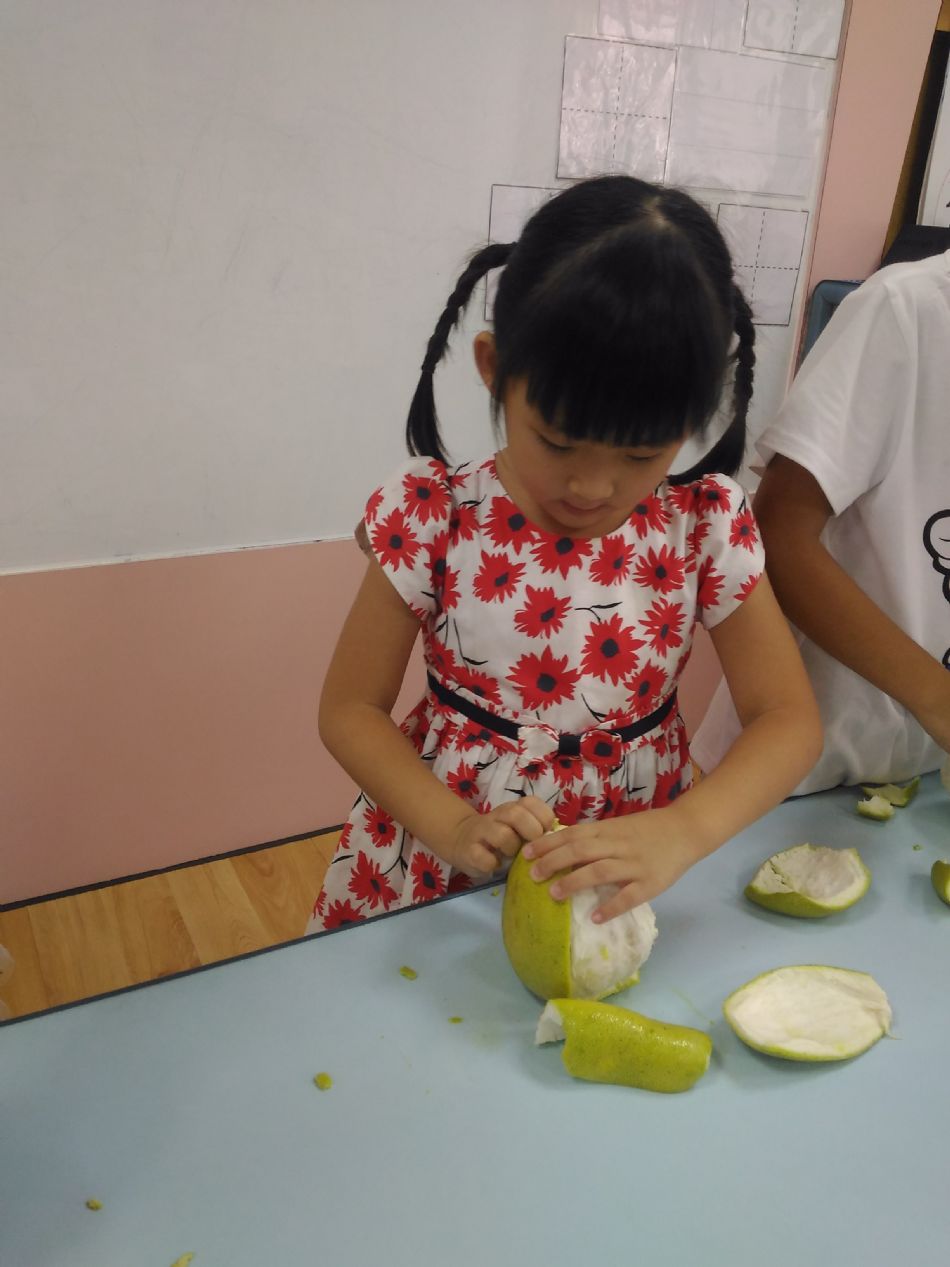 文件 : <FONT COLOR='red'>(109.09.12)中秋慶團圓-7.JPG</FONT> <BR> 尺寸 : <FONT COLOR='blue'>950 × 1267</FONT> 圖元 <BR> 格式 : <FONT COLOR='green'>jpg</FONT> <BR> 大小 : <FONT COLOR='green'> -- </FONT> KB