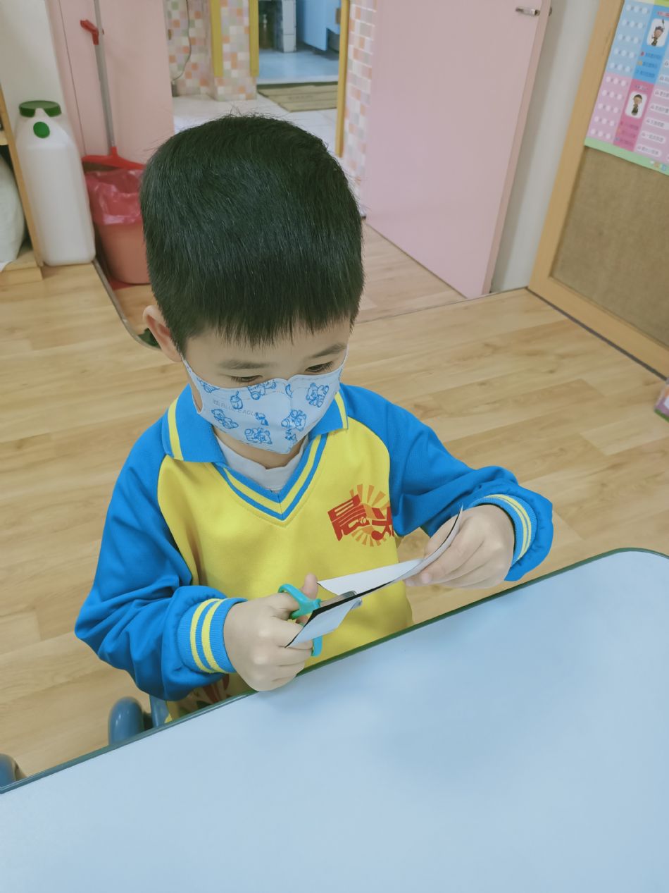 文件 : <FONT COLOR='red'>(109.02.26)滴管畫-1.JPG</FONT> <BR> 尺寸 : <FONT COLOR='blue'>950 × 1267</FONT> 圖元 <BR> 格式 : <FONT COLOR='green'>jpg</FONT> <BR> 大小 : <FONT COLOR='green'> -- </FONT> KB