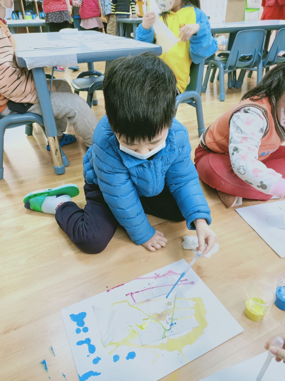 文件 : <FONT COLOR='red'>(109.02.26)滴管畫-2.JPG</FONT> <BR> 尺寸 : <FONT COLOR='blue'>950 × 1267</FONT> 圖元 <BR> 格式 : <FONT COLOR='green'>jpg</FONT> <BR> 大小 : <FONT COLOR='green'> -- </FONT> KB