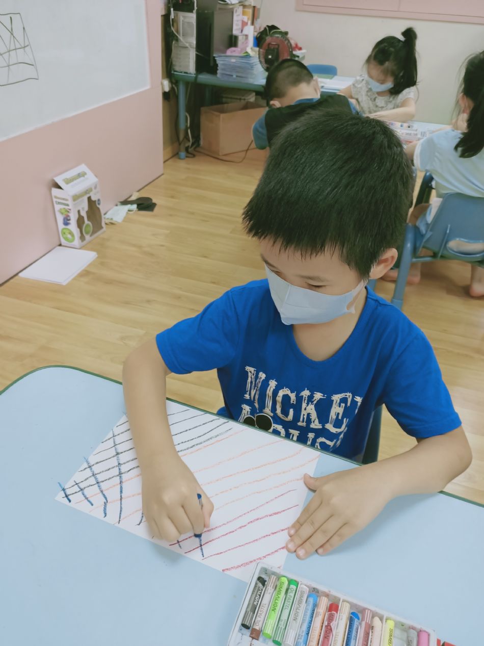 文件 : <FONT COLOR='red'>(109.06.02)美術【口罩】.JPG</FONT> <BR> 尺寸 : <FONT COLOR='blue'>950 × 1267</FONT> 圖元 <BR> 格式 : <FONT COLOR='green'>jpg</FONT> <BR> 大小 : <FONT COLOR='green'> -- </FONT> KB