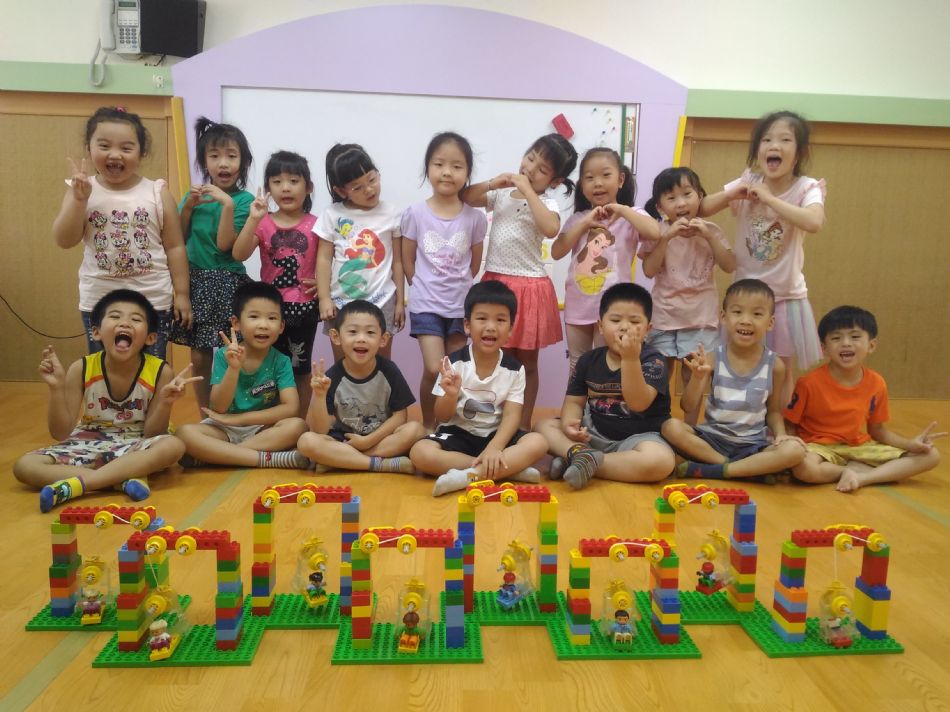 文件 : <FONT COLOR='red'>(109.09.09)樂高【電梯】-5.JPG</FONT> <BR> 尺寸 : <FONT COLOR='blue'>950 × 712</FONT> 圖元 <BR> 格式 : <FONT COLOR='green'>jpg</FONT> <BR> 大小 : <FONT COLOR='green'> -- </FONT> KB