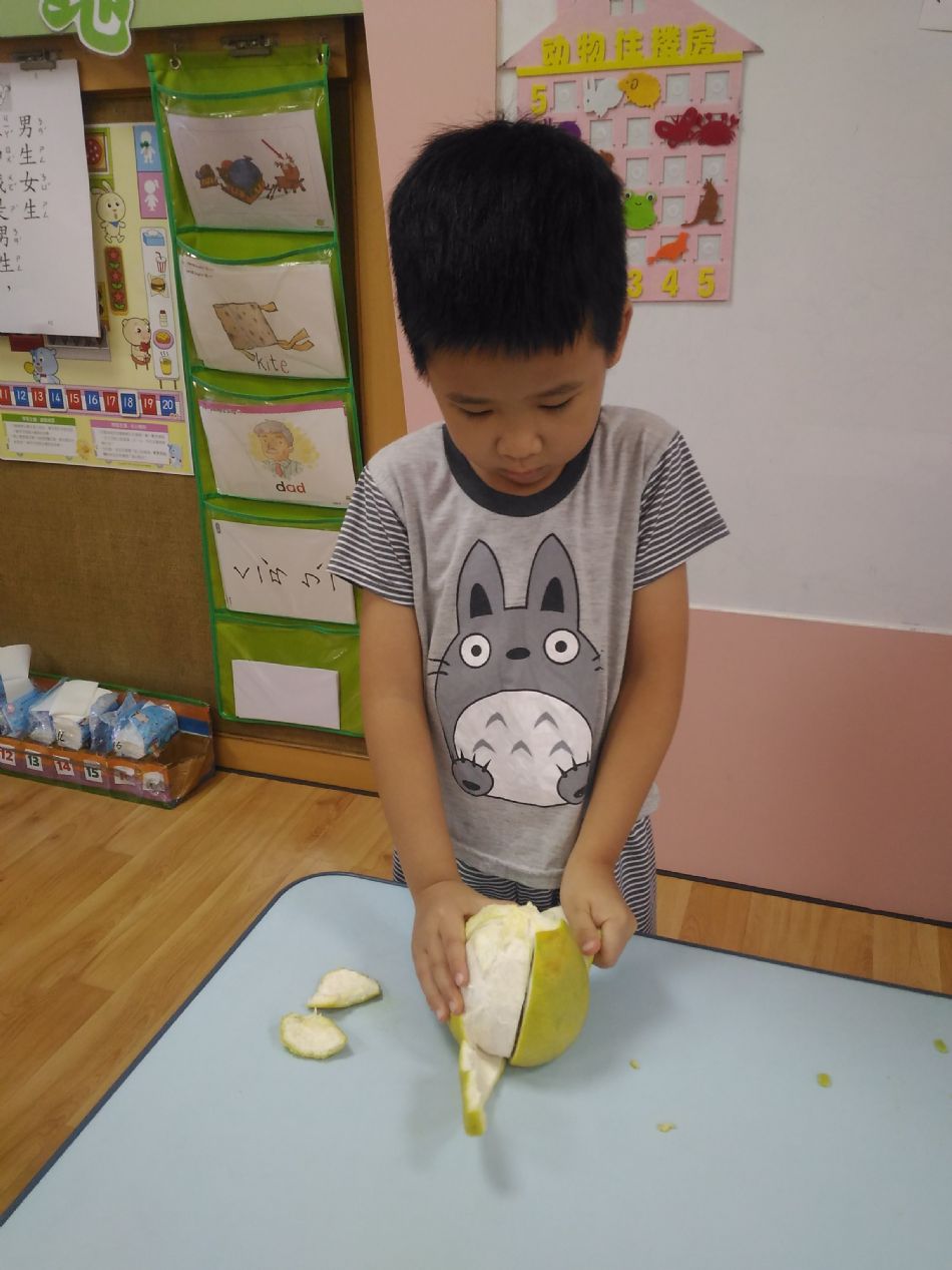 文件 : <FONT COLOR='red'>(109.09.12)中秋慶團圓-1.JPG</FONT> <BR> 尺寸 : <FONT COLOR='blue'>950 × 1267</FONT> 圖元 <BR> 格式 : <FONT COLOR='green'>jpg</FONT> <BR> 大小 : <FONT COLOR='green'> -- </FONT> KB