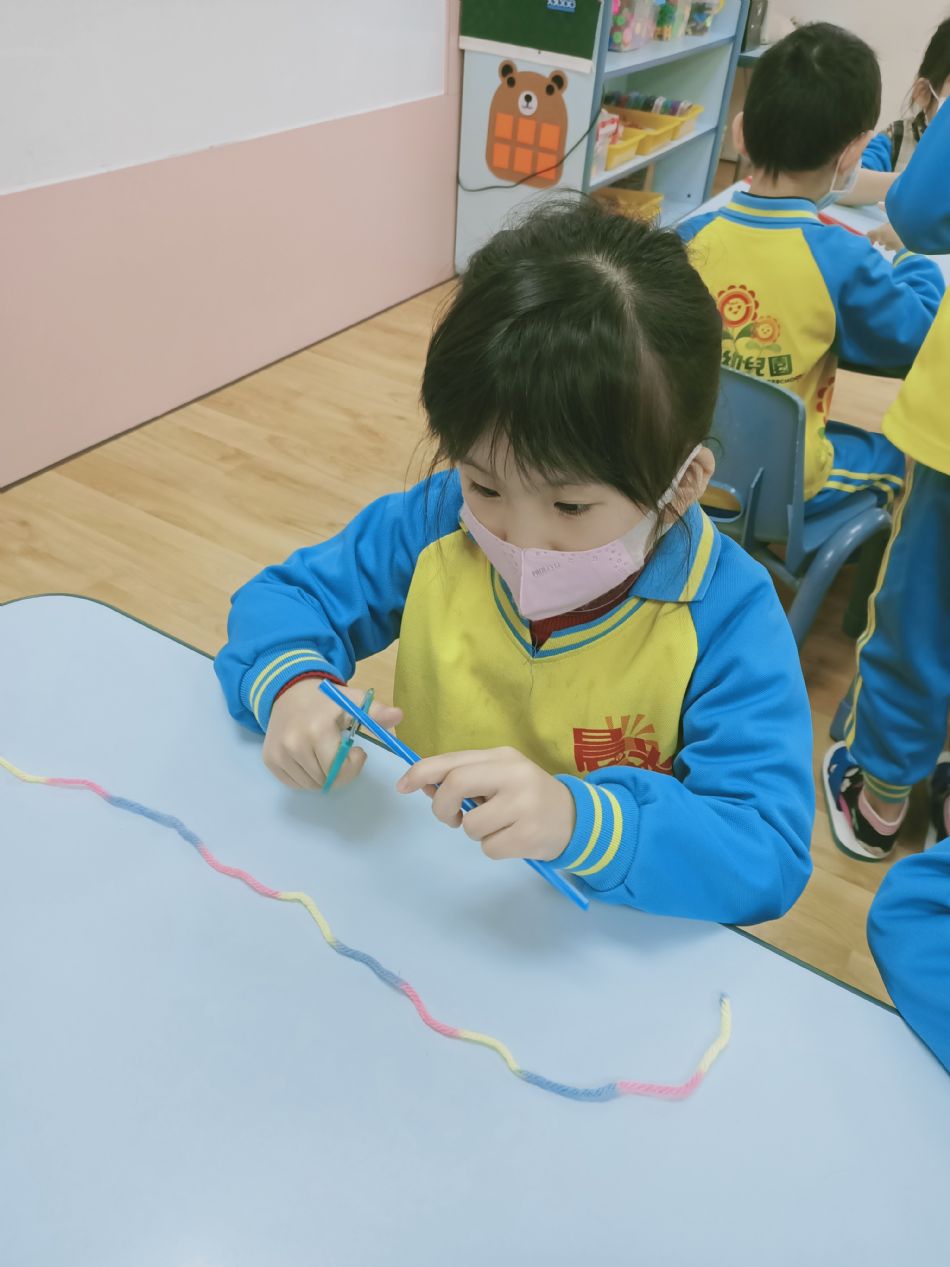 文件 : <FONT COLOR='red'>(109.02.12)主題創作【吸管】.JPG</FONT> <BR> 尺寸 : <FONT COLOR='blue'>950 × 1267</FONT> 圖元 <BR> 格式 : <FONT COLOR='green'>jpg</FONT> <BR> 大小 : <FONT COLOR='green'> -- </FONT> KB