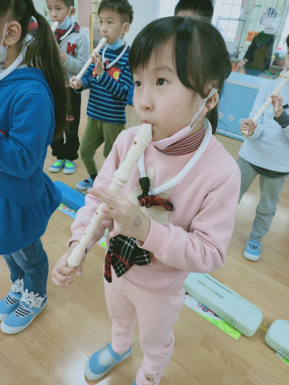 文件 : <FONT COLOR='red'>(109.02.20)音樂課.JPG</FONT> <BR> 尺寸 : <FONT COLOR='blue'>950 × 1267</FONT> 圖元 <BR> 格式 : <FONT COLOR='green'>jpg</FONT> <BR> 大小 : <FONT COLOR='green'> -- </FONT> KB