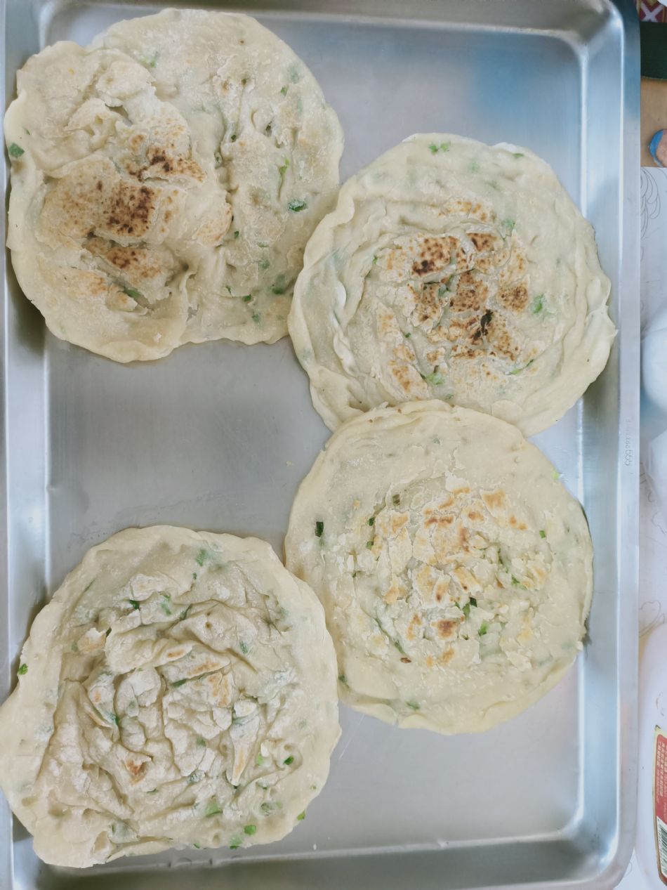 文件 : <FONT COLOR='red'>(109.03.27)主題烹飪【九層塔蛋、蔥油餅加蛋】-16.JPG</FONT> <BR> 尺寸 : <FONT COLOR='blue'>950 × 1267</FONT> 圖元 <BR> 格式 : <FONT COLOR='green'>jpg</FONT> <BR> 大小 : <FONT COLOR='green'> -- </FONT> KB