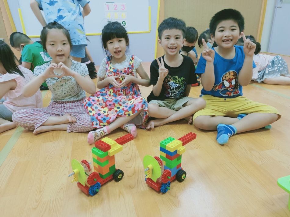 文件 : <FONT COLOR='red'>(109.06.01).JPG</FONT> <BR> 尺寸 : <FONT COLOR='blue'>950 × 712</FONT> 圖元 <BR> 格式 : <FONT COLOR='green'>jpg</FONT> <BR> 大小 : <FONT COLOR='green'> -- </FONT> KB